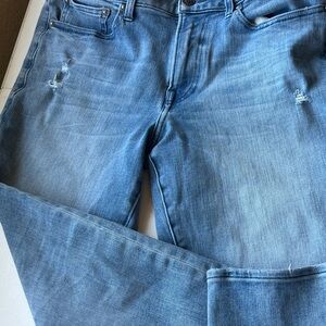 Stylish Blue Distressed Jeans